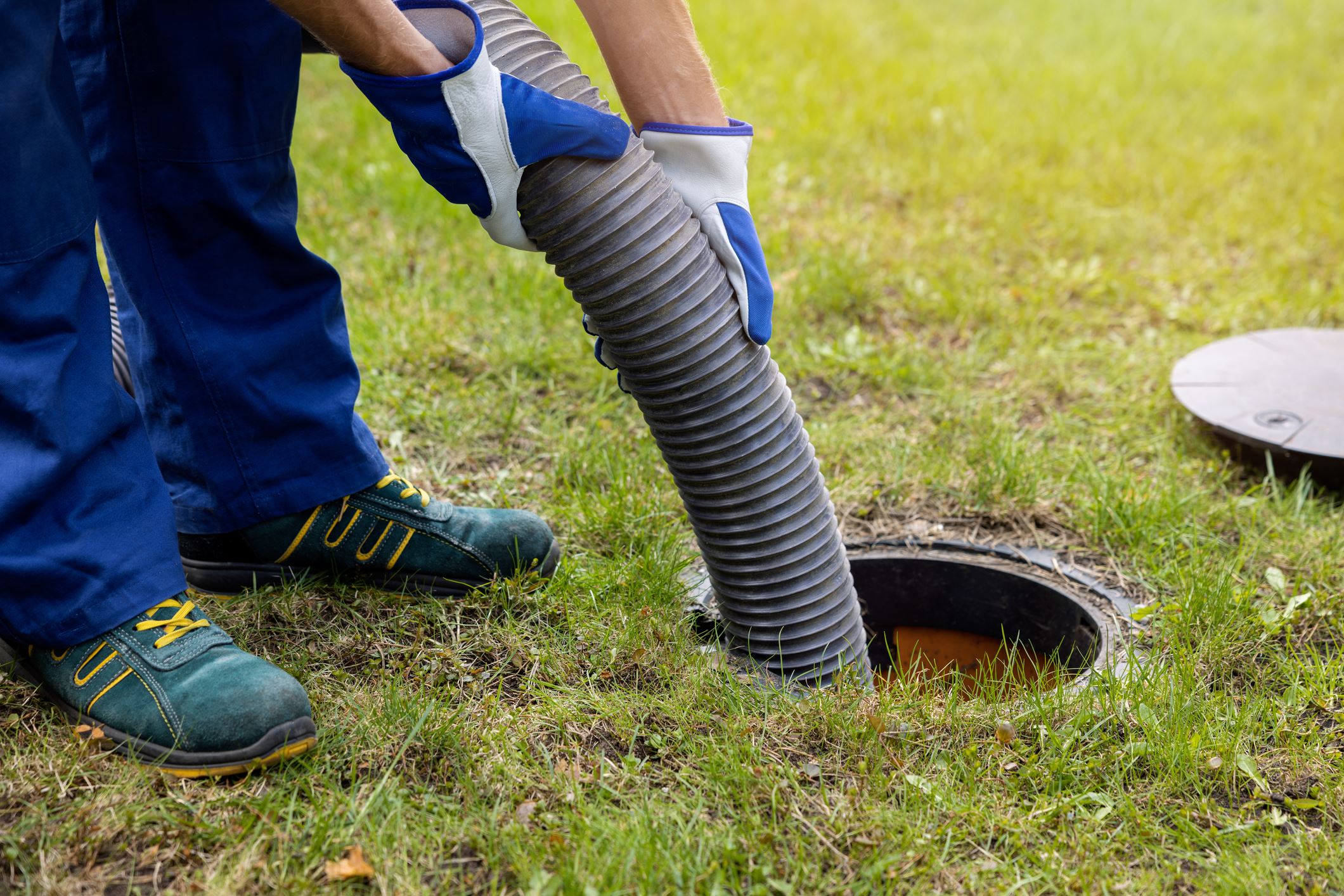 what-are-the-benefits-of-having-professional-septic-tank-services